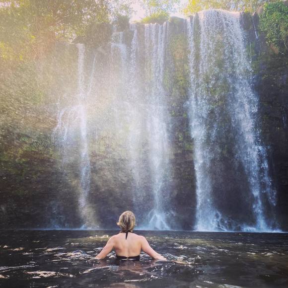 Meet your Posher, Nicole - Picture 1 of 1